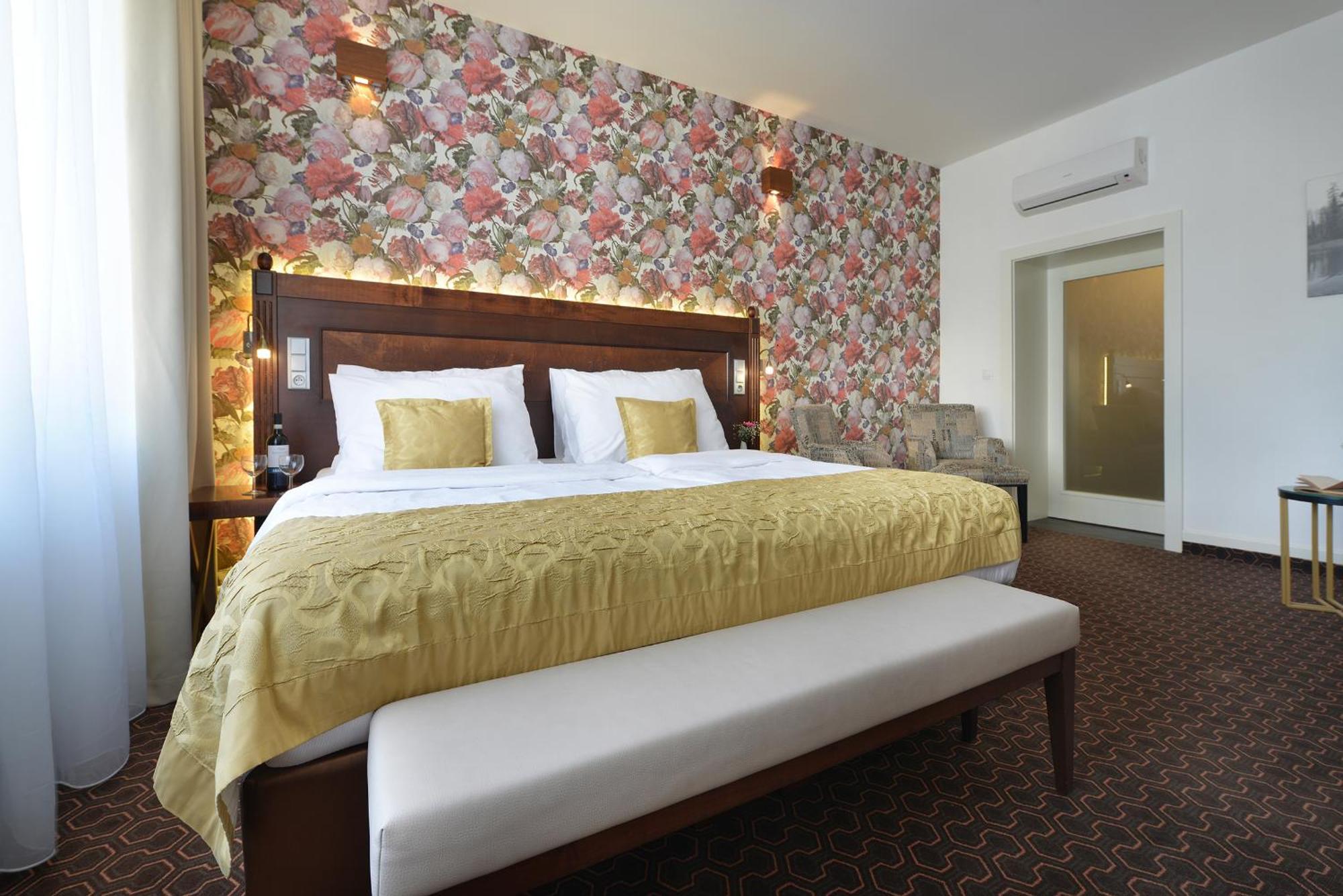 Vysocina Design Apartments Хлинско Екстериор снимка